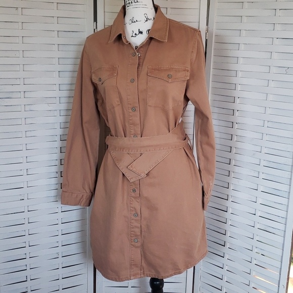 Habitual Dresses & Skirts - Habitual tan button down long sleeve shirt dress with belt size M